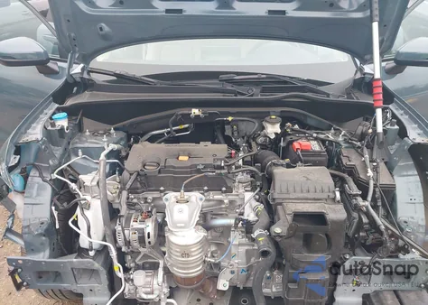 2025 Honda Hr-V Awd Lx z USA, uszkodzony, nr VIN 3CZRZ2H31SM736947